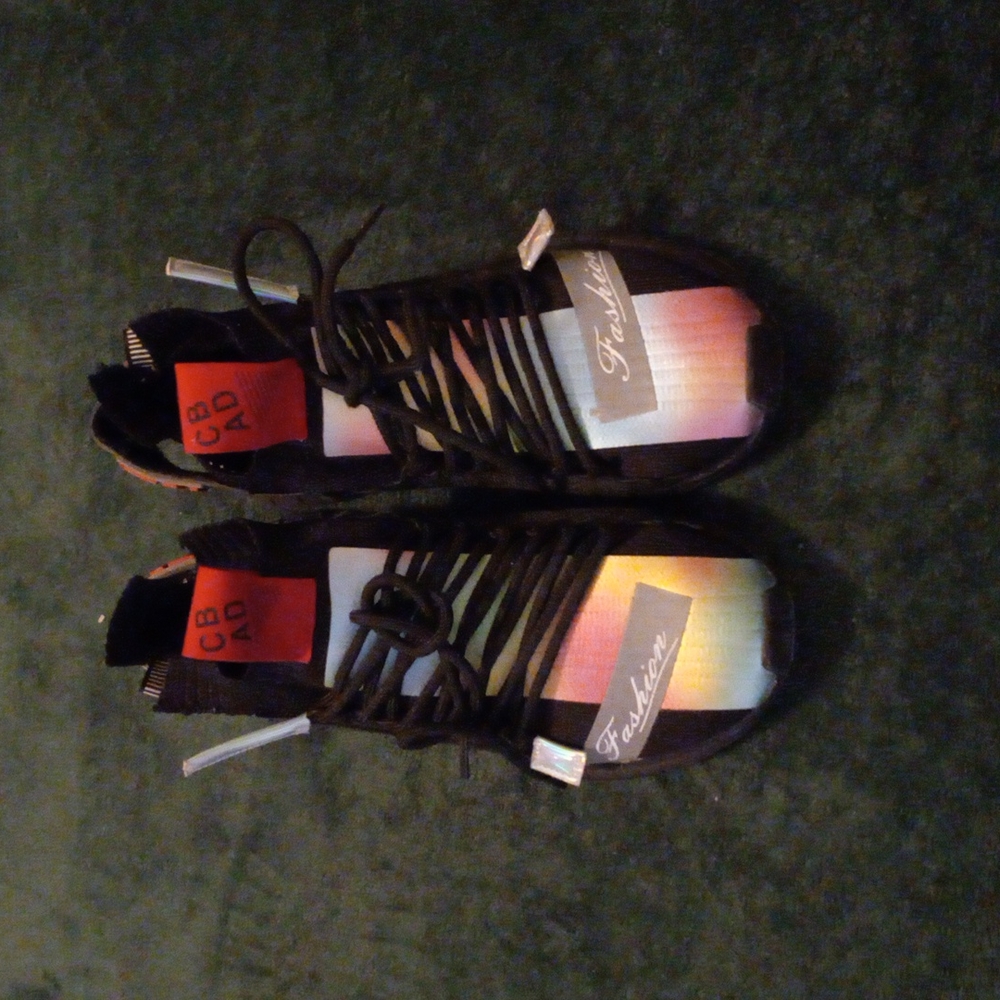 Fashion shoes